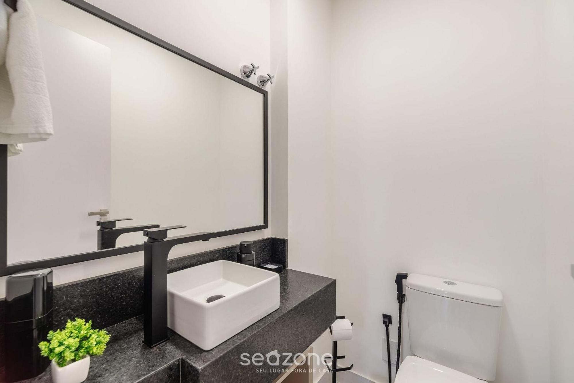 Lgds - Apartamentos No Centro De ฟลอเรียนอโปลิส ภายนอก รูปภาพ