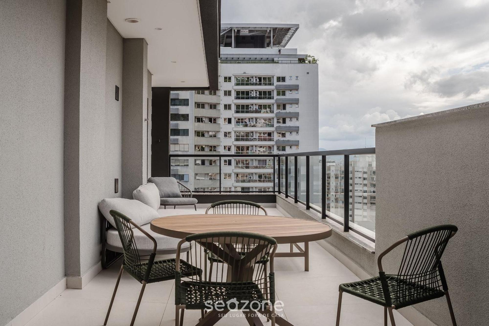 Lgds - Apartamentos No Centro De ฟลอเรียนอโปลิส ภายนอก รูปภาพ