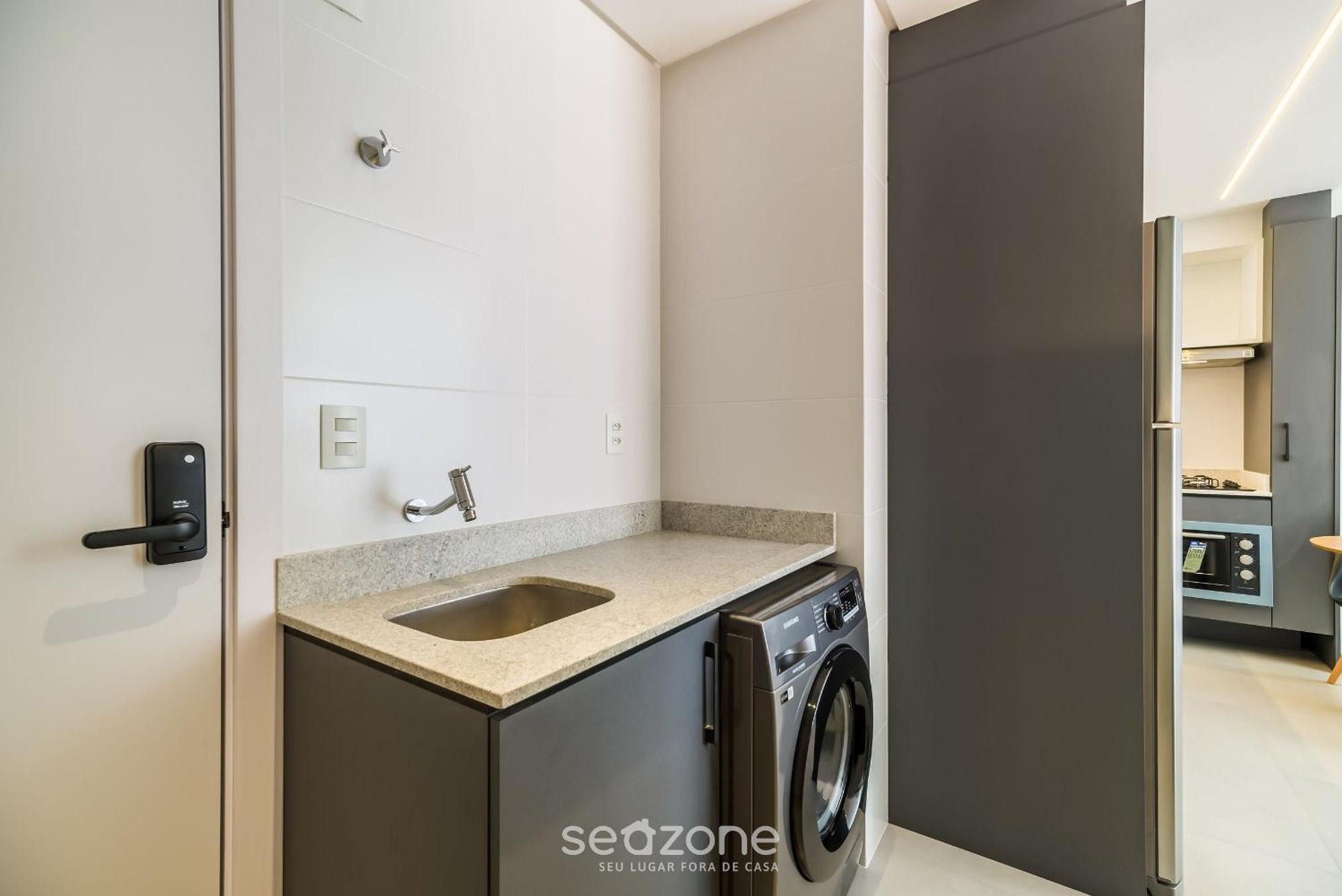 Lgds - Apartamentos No Centro De ฟลอเรียนอโปลิส ภายนอก รูปภาพ